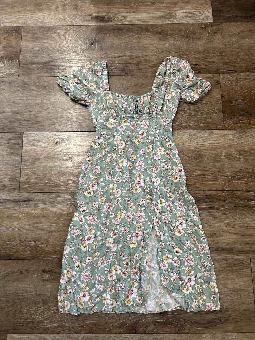 Almost Famous Floral Puff Sleeve Milkmaid Midi Dress Green M
